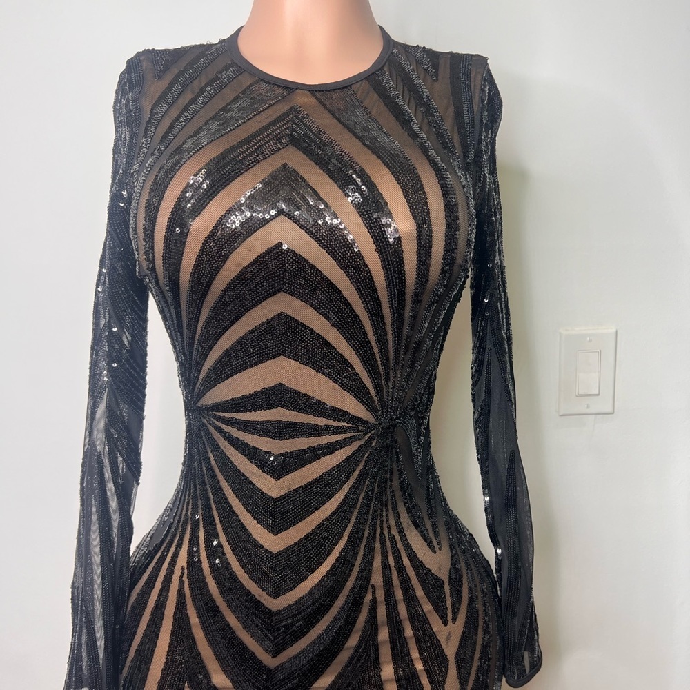 Black sequin dress - Picture 8 of 8